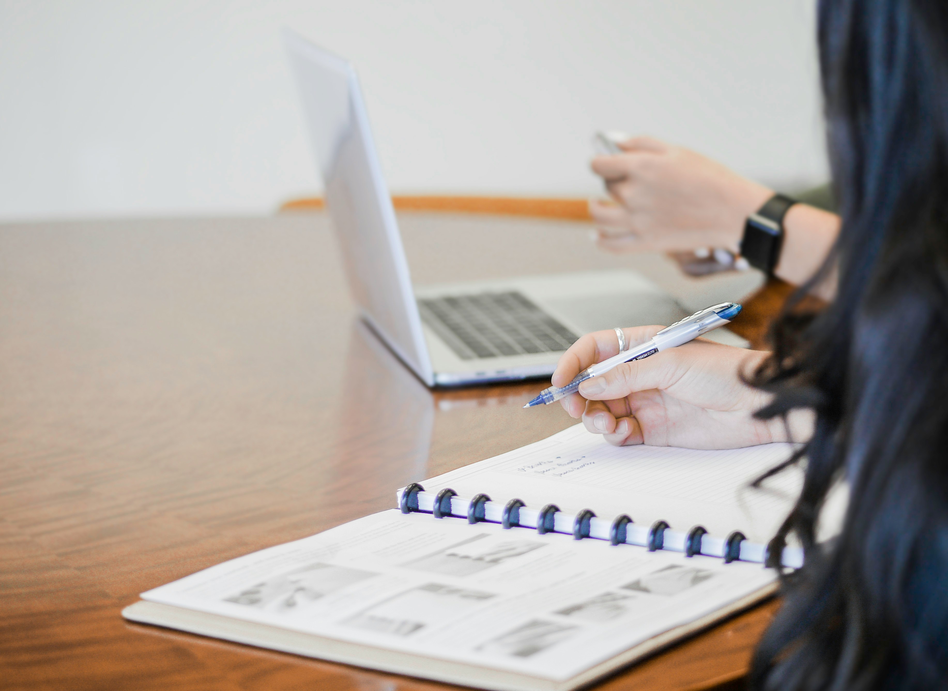 APPLICATION DATES – Research Grants and Research Seminar 2027